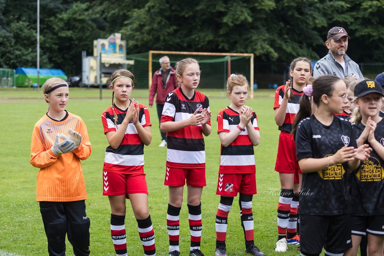 Bild 82 - Loewinnen Cup